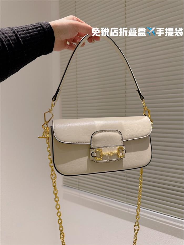 2025210C735178N201958712