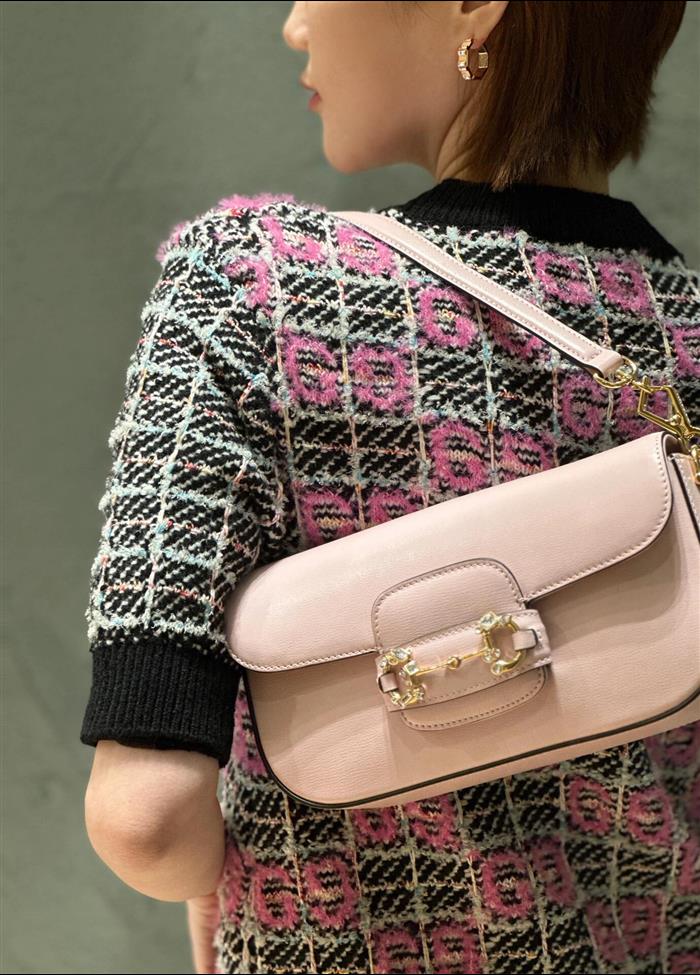 2025210C735178N201959181