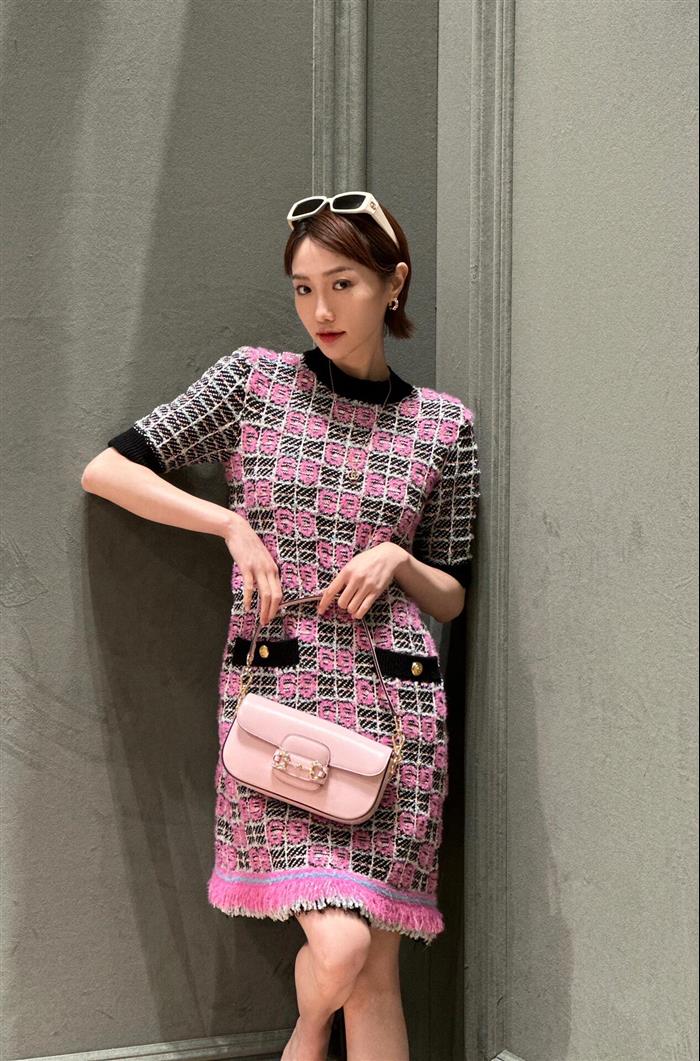 2025210C735178N201959197