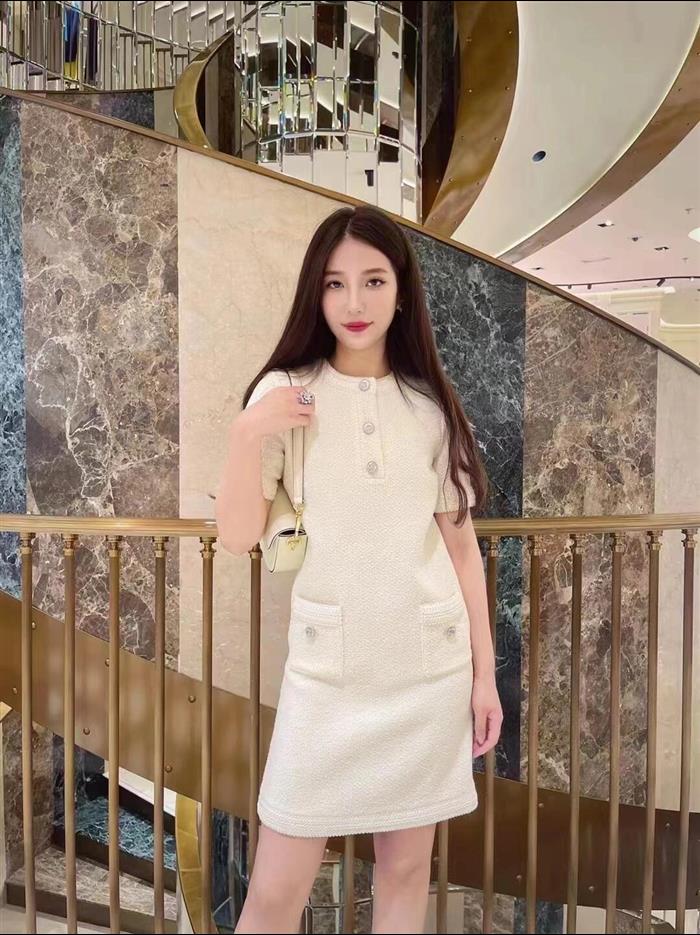 2025210C735178N201959539