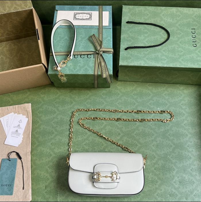 2025210C735178N201959820