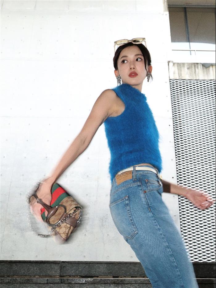 2025210C764255N20202795