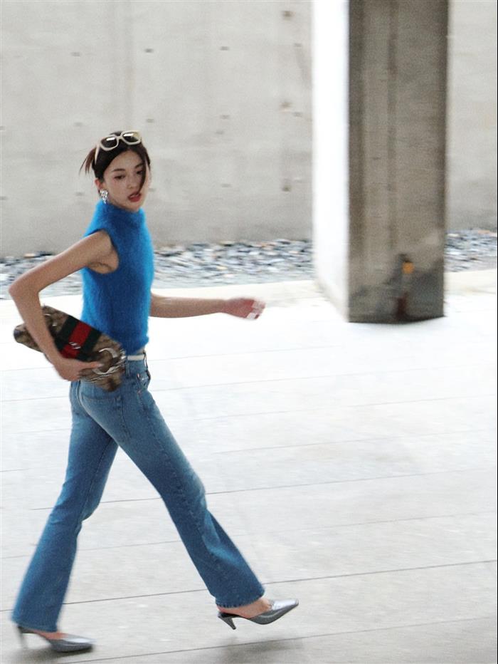 2025210C764255N20202827