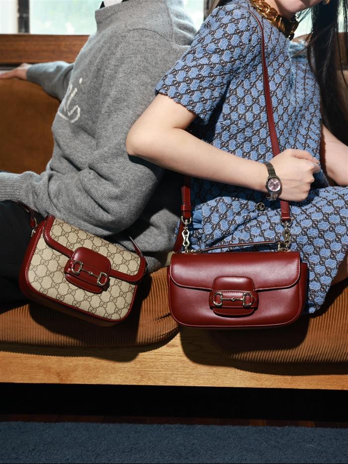 2025210C815205N20206119