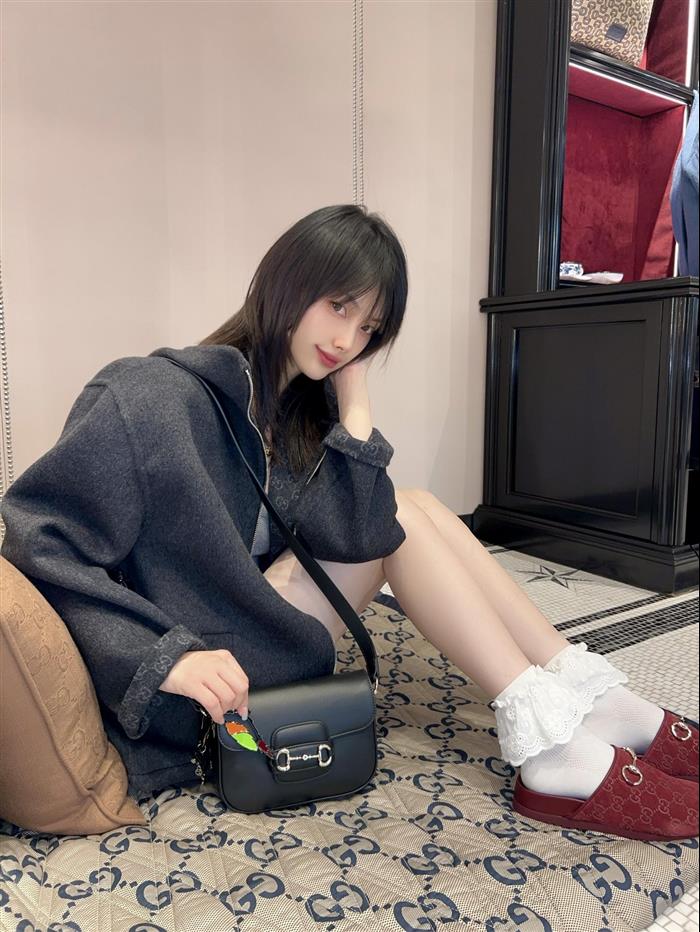 2025210C815205N20206275