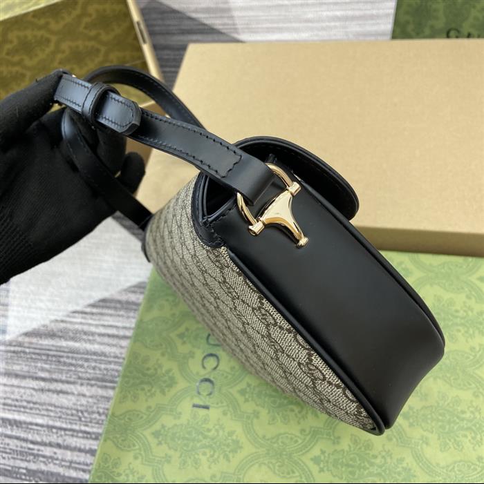 2025210C815205N20206853