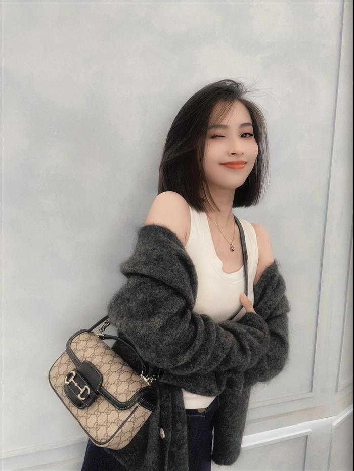 2025210C815206N20208752