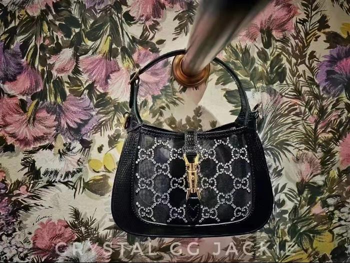 2025210C677027N202012163