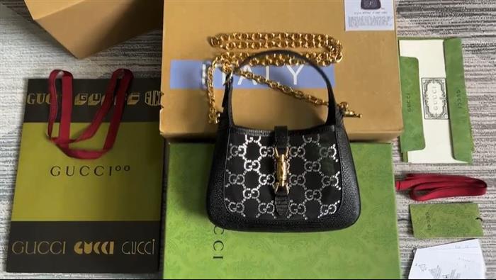 2025210C677027N202012209