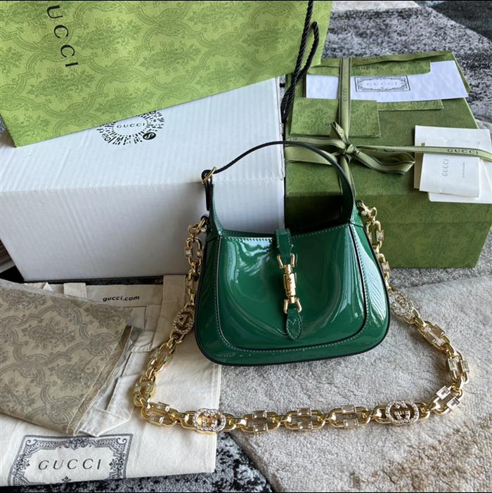 2025210C699651N202012652