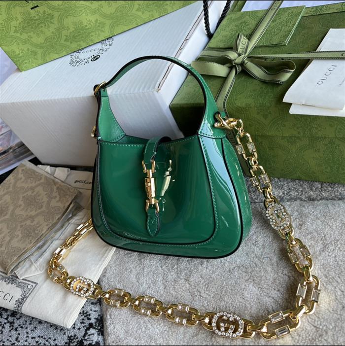 2025210C699651N202012667