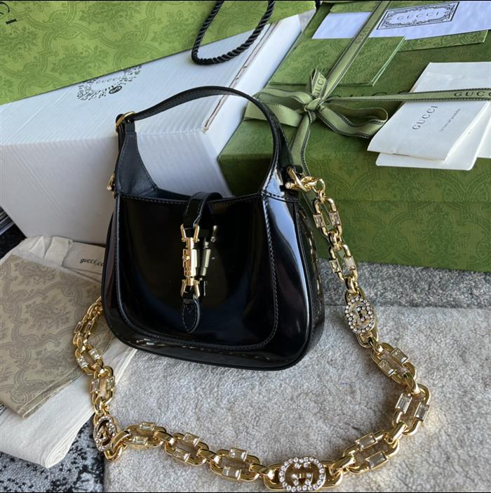 2025210C699651N202012811