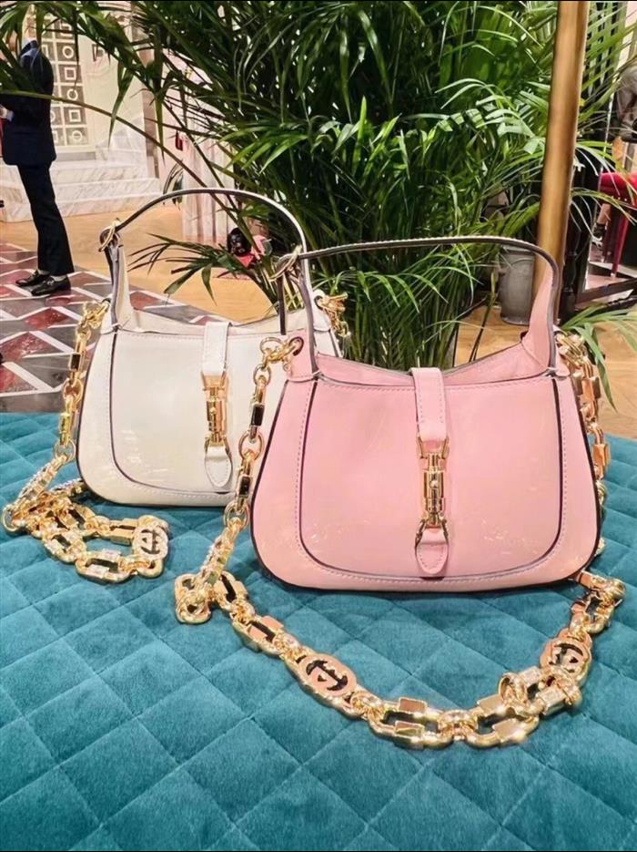 2025210C699651N202012970