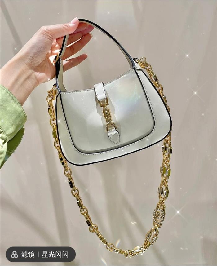 2025210C699651N202013144