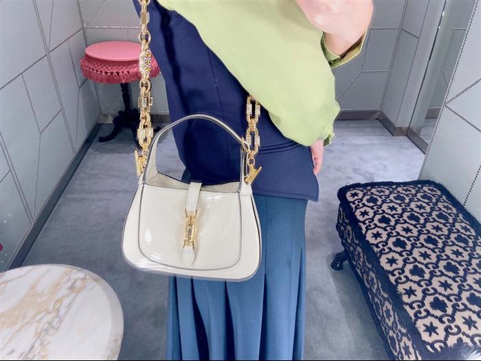 2025210C699651N20201364