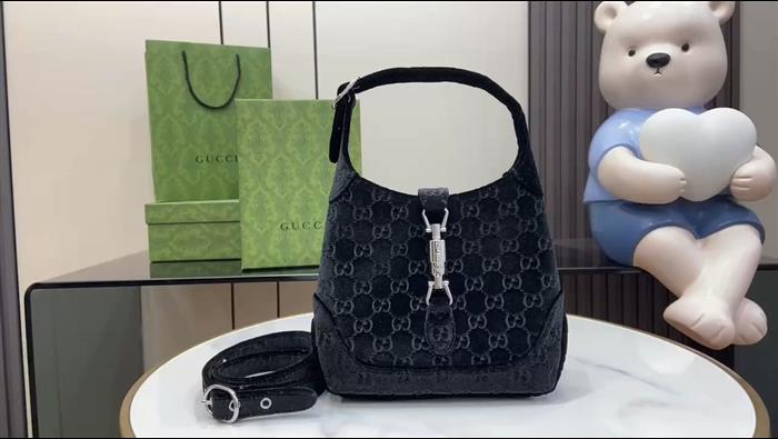 2025210C764303N202013294