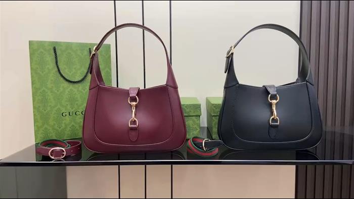 2025210C782849N202014176