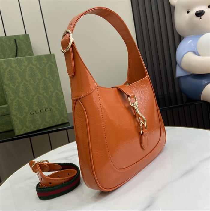 2025210C782849N202015588