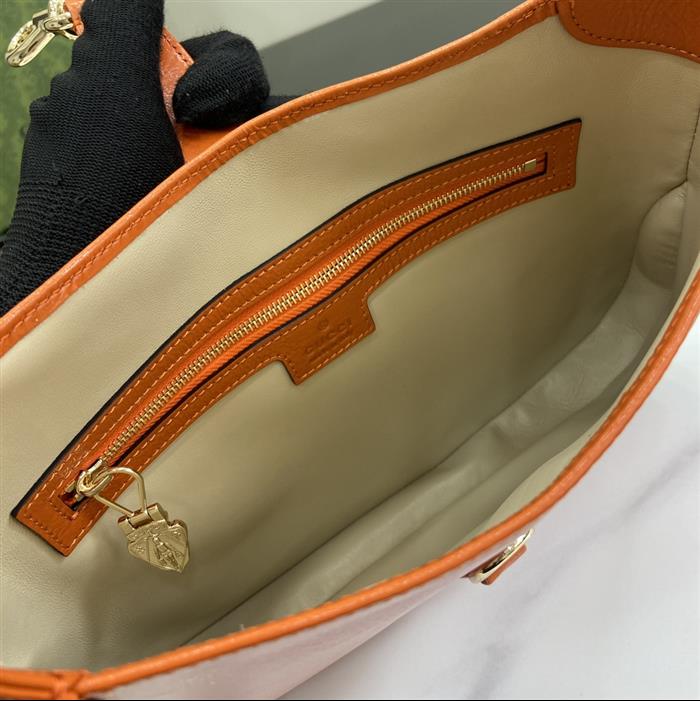 2025210C782849N202015682