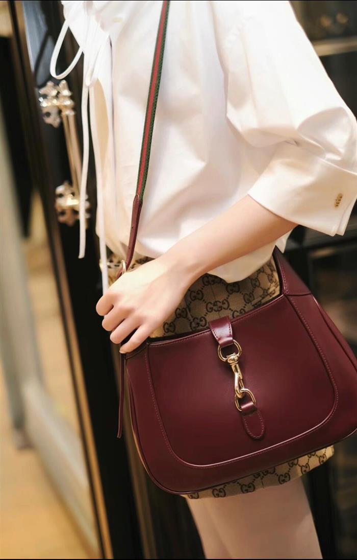 2025210C782849N202017584