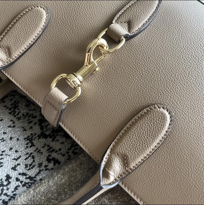 2025210C795282N202028425