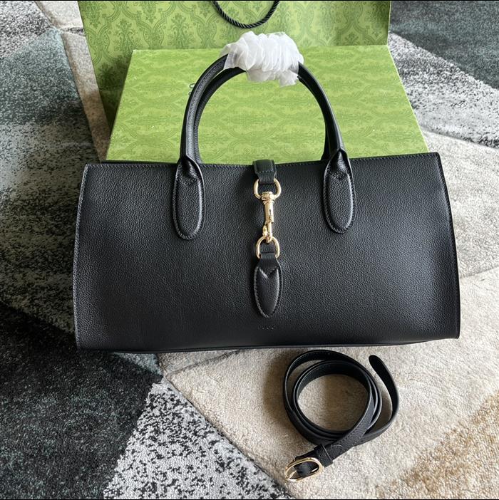 2025210C795282N202028661