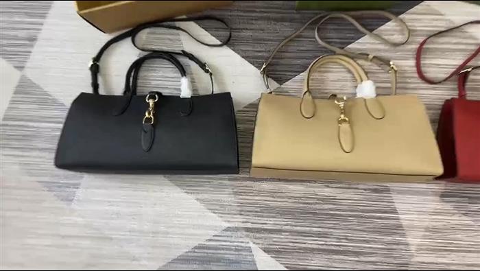 2025210C795282N20202874