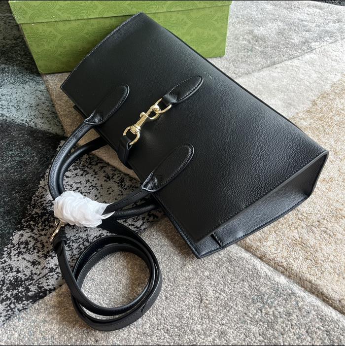 2025210C795282N202028753