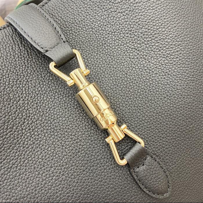 2025210C810229N202030784