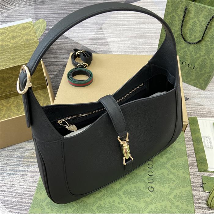 2025210C810229N202030815