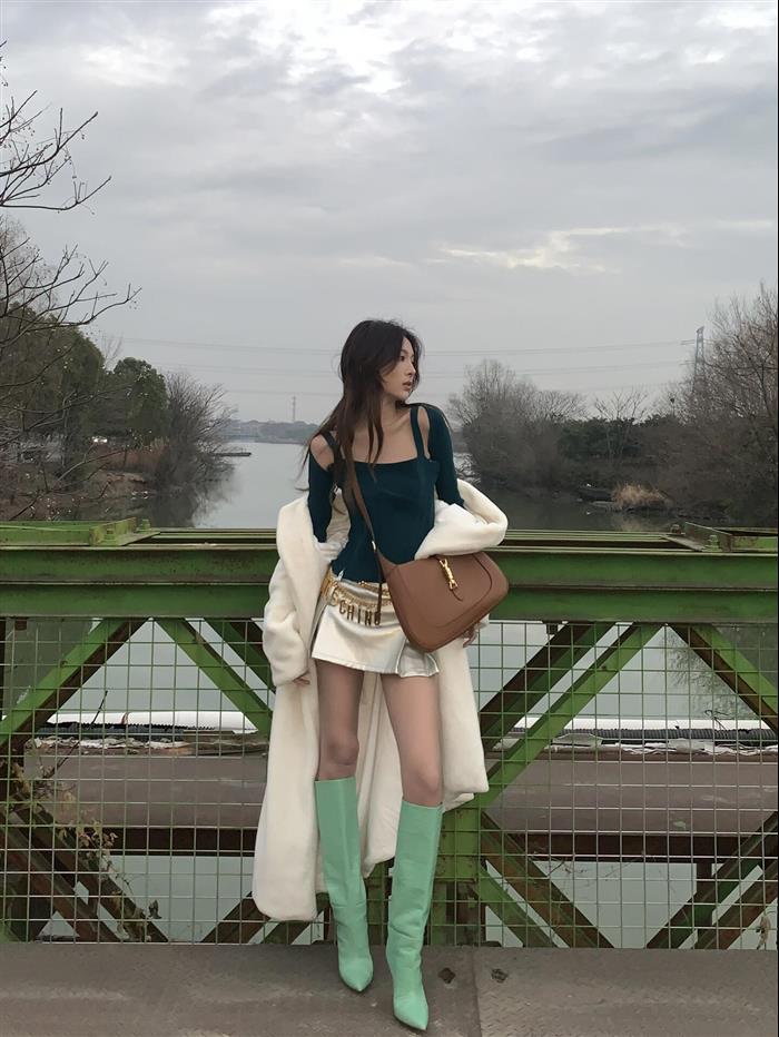 2025210C810229N202030909