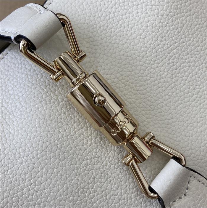 2025210C810232N202031818