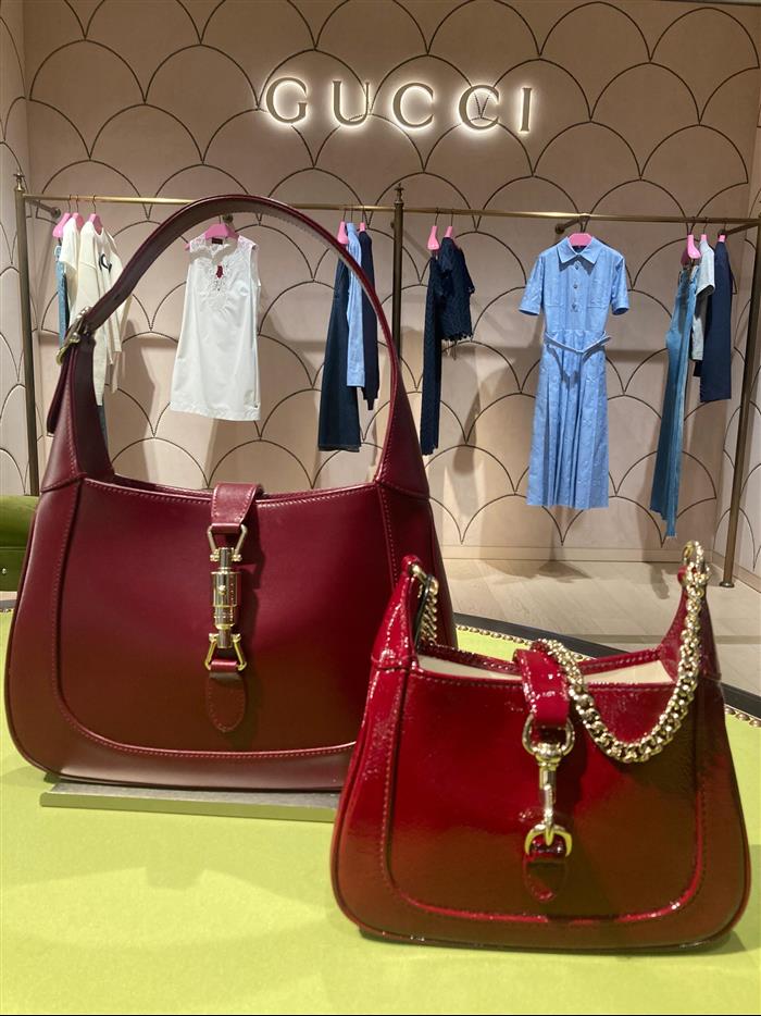 2025210C810232N202032182