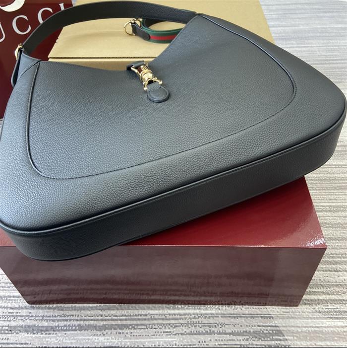 2025210C813650N202032995