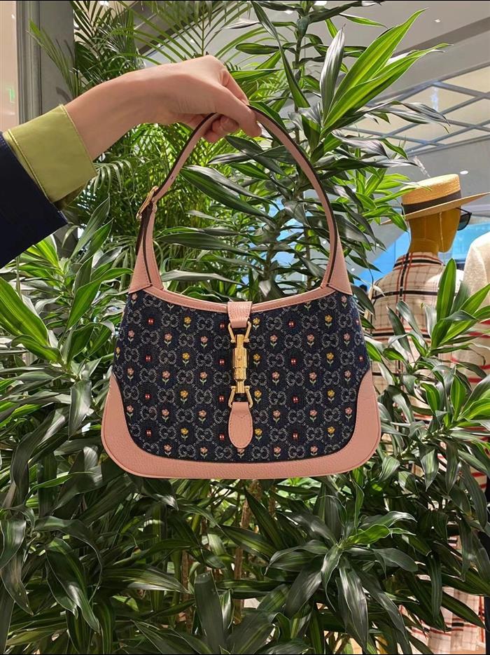 202529C636706N16417975