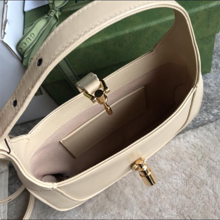 202529C637091N16411157