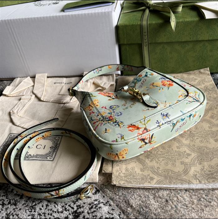 202529C637091N164112716