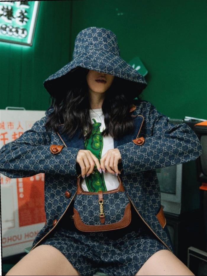 202529C637092N164115368