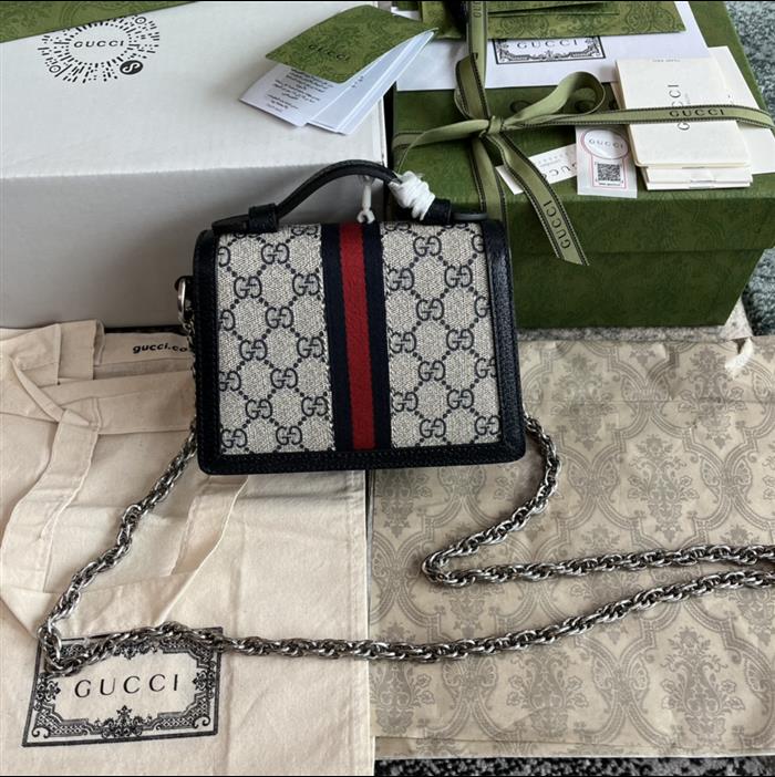 2025210C696180N201824245