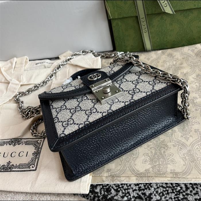 2025210C696180N201824276