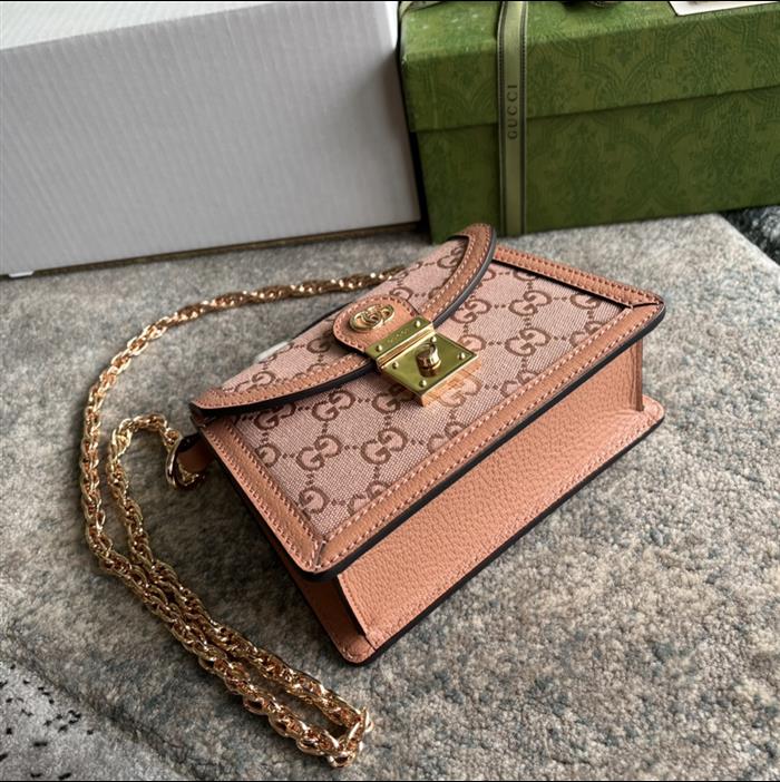 2025210C696180N201824685