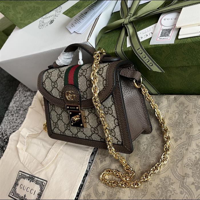 2025210C696180N20182488