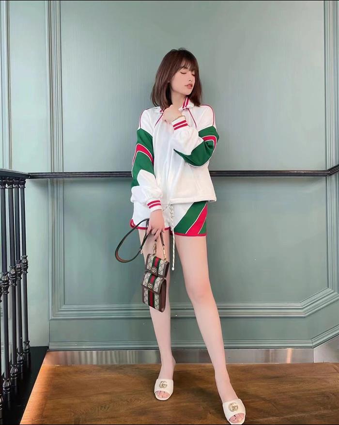 2025210C699173N201825127