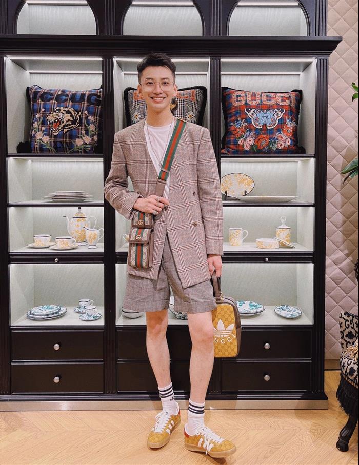 2025210C699173N201825298