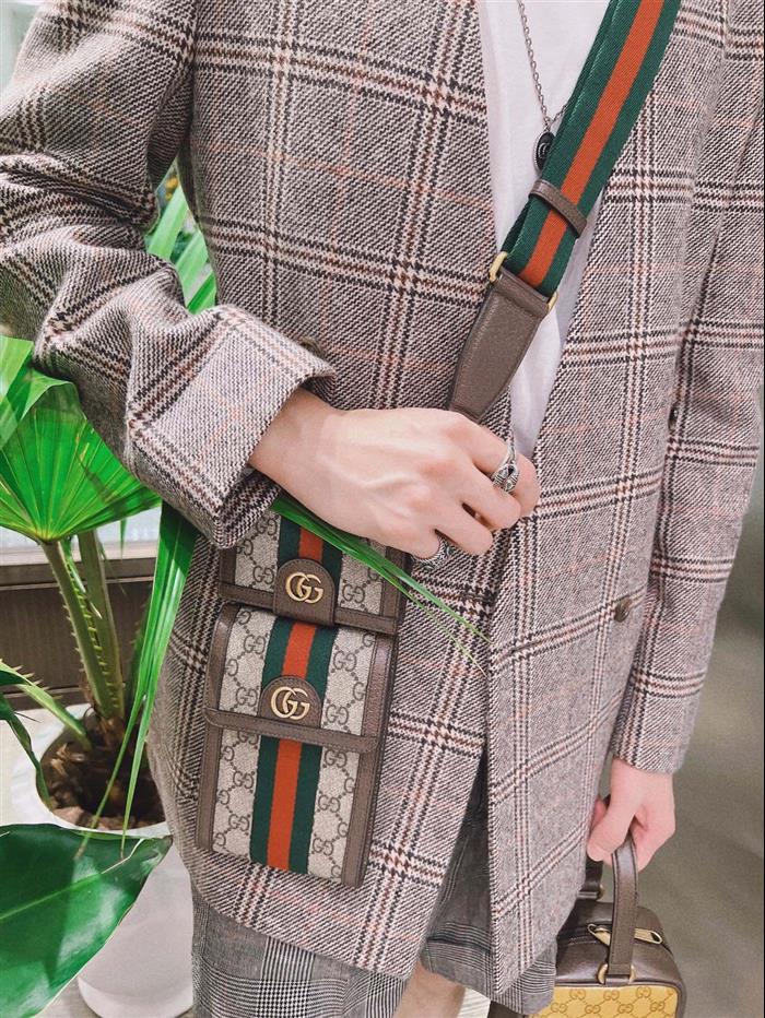 2025210C699173N201825347