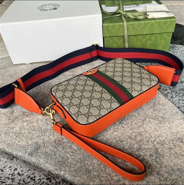 2025210C699439N201825566