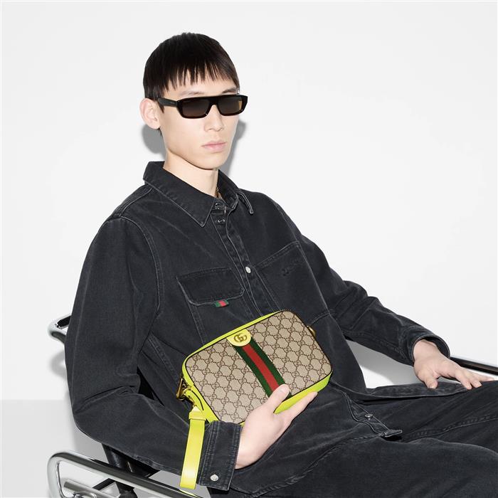 2025210C699439N201826410