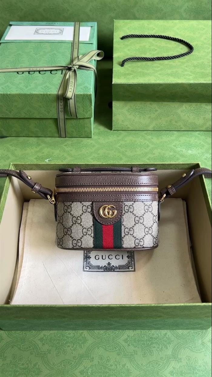 2025210C699532N201826940