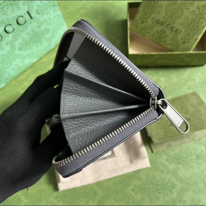 2025210C706844N201827525