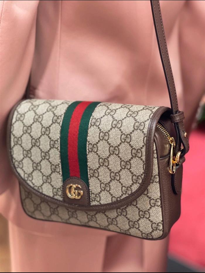 2025210C722117N201827633